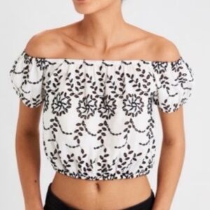 American Eagle Eyelet Off-The-Shoulder Crop Top. Size Medium.